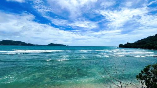Patong House | 19 - Beachfront Haven