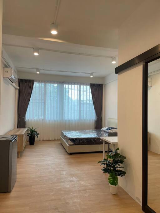 Bang Sue Apartment | 33 Avenue