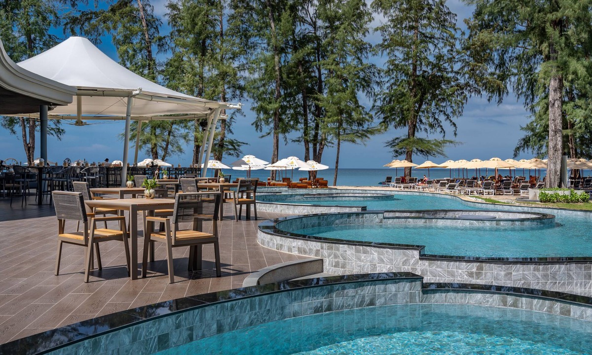 Cherngtalay Hotel | Amora Beach Resort Phuket
