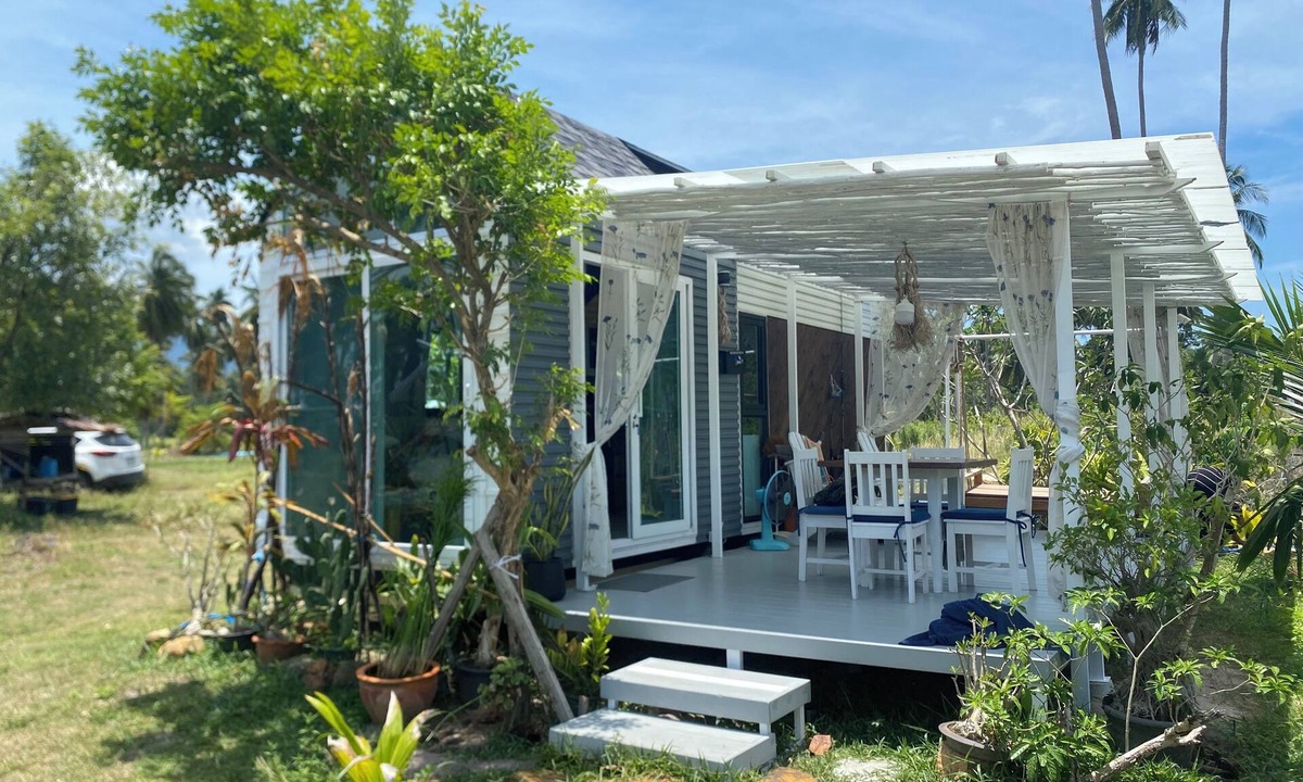 Na Thon Resort | Beach Tiny House with Scooter Services & FREE Kayak