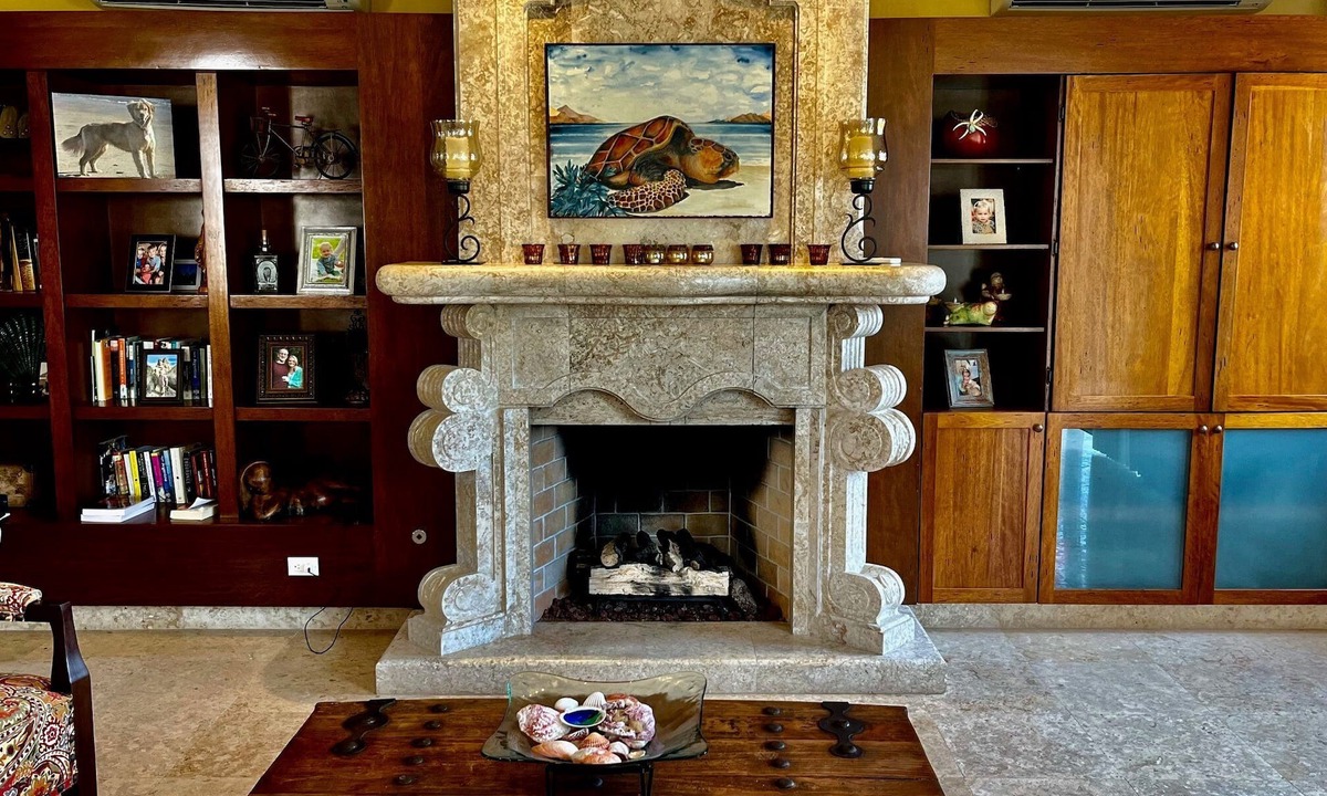 Nopolo House | Beautiful custom Home. Amazing Ocean View