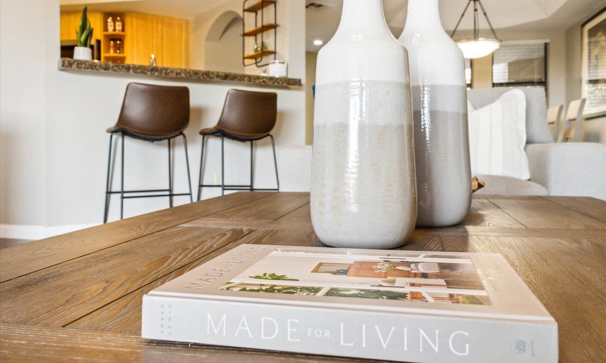 Camelback East Condo | Biltmore Bliss: Mountain Views, Dining, Spas, Golf, and Shopping Only Steps Away