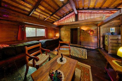 Malinalco House | Casa navacoyan A