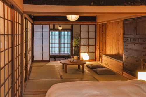 Hyuga House | ichi Mimitsu