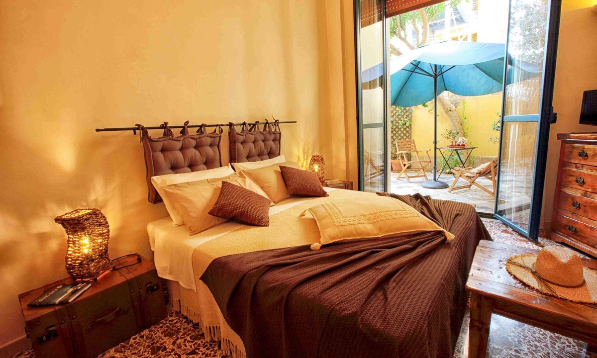Locri Bed & Breakfast | Kalinikta B&B