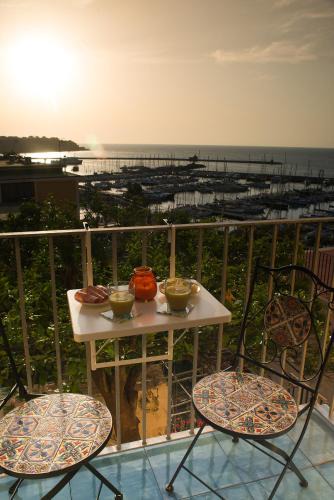 Procida Bed & Breakfast | Punta Lingua Relais - Room 3 Port View