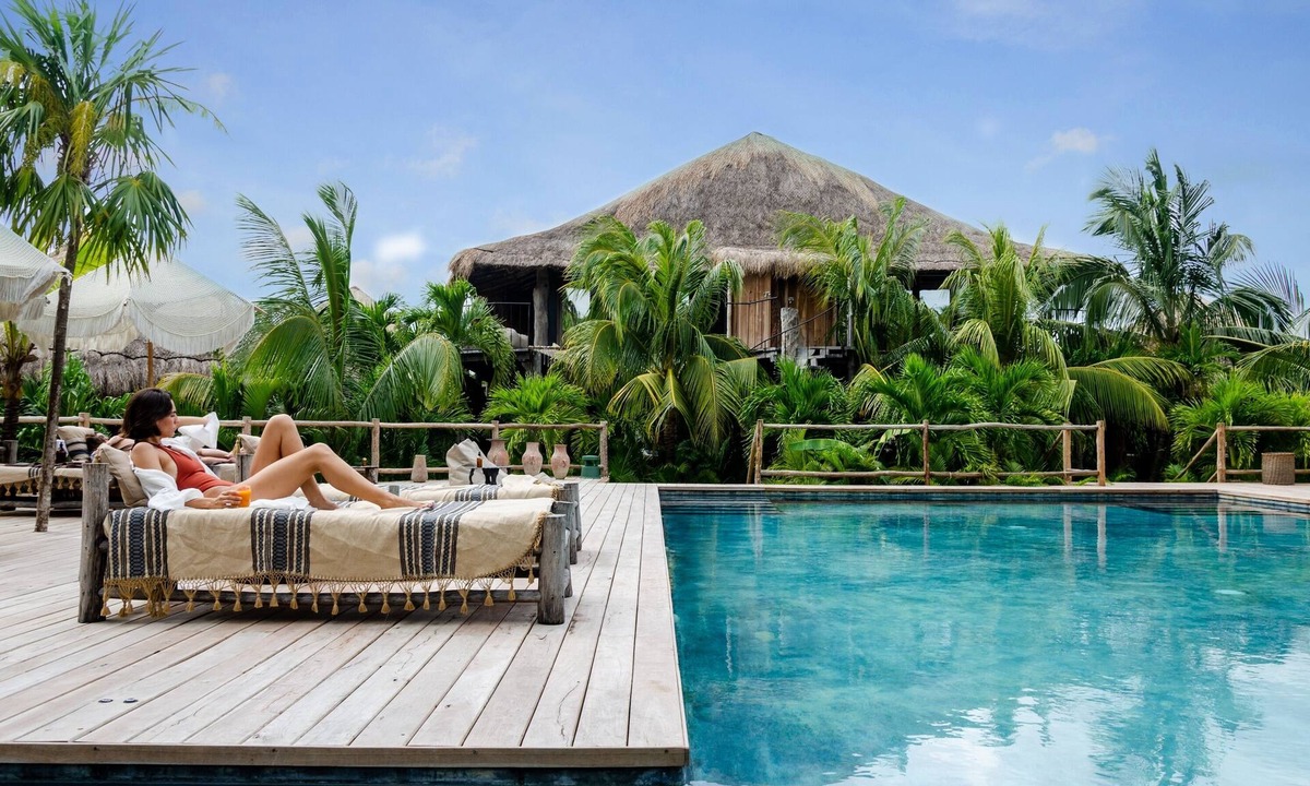 Zona Hotelera Hotel | Radhoo Tulum