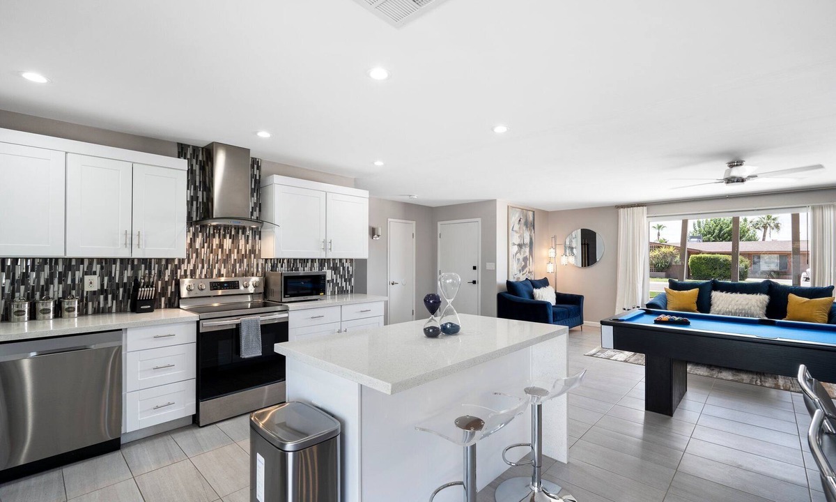 Park Scottsdale Four House | Starlight Pool Table & Hot Tub!