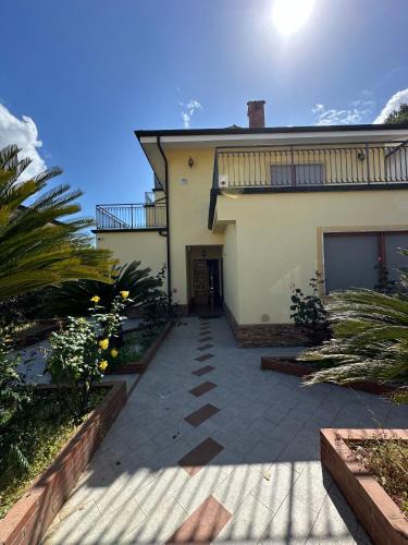 Stefanaconi Villa | Villa Chiara