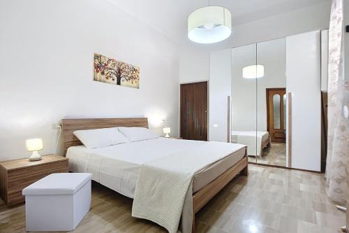 Monte Sant'Angelo Villa | Villa La Tesa