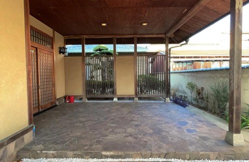 Kishiwada House | 红尘会馆