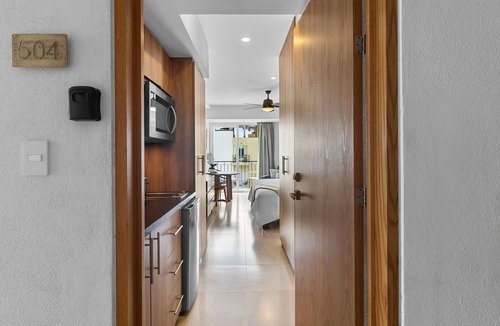 Bucerias House | 1BR King Bed Pool Jacuzzi Golden Zone