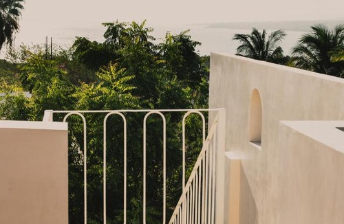 Barra de Colotepec Hotel | Amaroo Palms