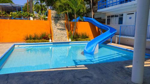 Tequesquitengo Hotel | Ameyali Teques