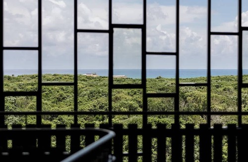Playa Paraiso Apartment | Amira Itzamna Luxe Studio Close to beach!