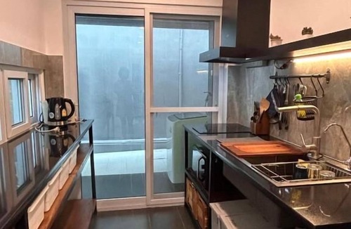 Thon Buri Bed & Breakfast | Baanboon