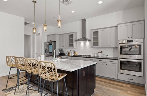 Rancho Ventura Villa | Backyard Resort Heated Pool Outdoor Kitchen
