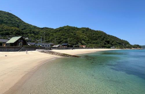 Suooshima Villa | Beachfront Irori
