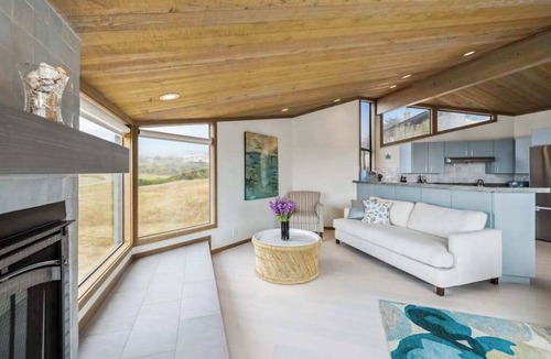 Sereno del Mar House | Bodega Bay Architect-Designed Oceanfront Hot Tub Retreat