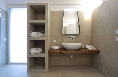 Cenate Bed & Breakfast | Carrubia