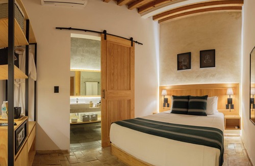 Centro Hotel | Casa Ziña