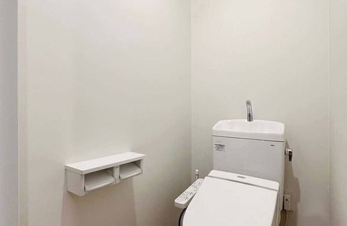 Hiroshima City Centre Apartment | Central 2BR Apt on Lively Shopping Street
