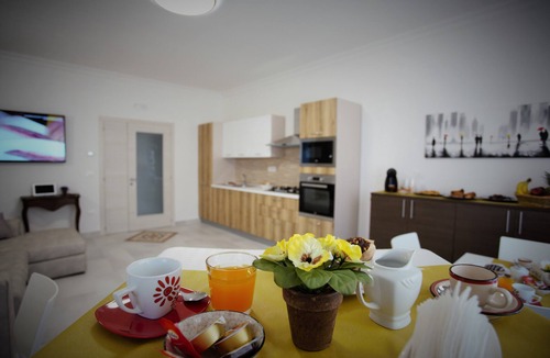 Crotone Bed & Breakfast | Central Apartments