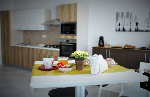 Crotone Bed & Breakfast | Central Apartments