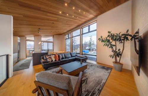Echo Land Ski Chalet | Chalet Opus