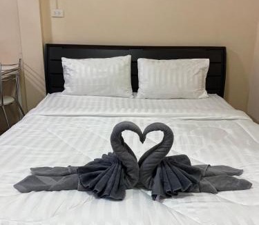 Khlong Sok Hotel | Chantharid Hostel Khao Sok
