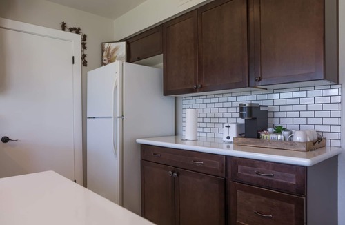 Pepper Ridge House | Charming House, Golf Green, Cornhole, Near Freeway