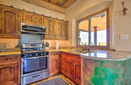 New River House | Close to Trails! Phoenix Gem w/2-Tier Patio & BBQ