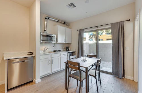 Desert View Apartment | Community Pool & Hiking Trails: Red Fox Retreat 1