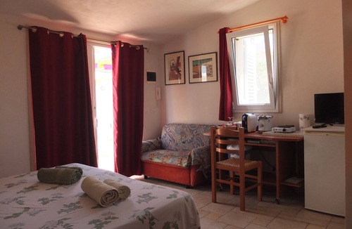 Punta Braccetto Cabin | Dependànce Scirocco "VILLA IDA"