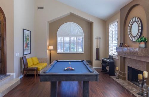 Foothills House | Desert Paradise Pool Spa Pickleball Putt Green