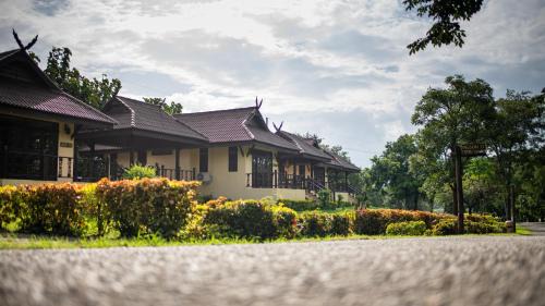 Chom Thong Resort | Doi Inthanon Riverside resort