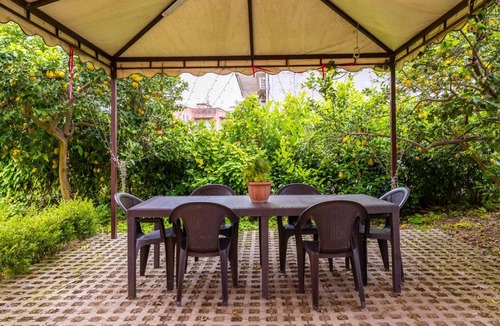Naples Apartment | Domus Capodimonte flat by Napoliapartments