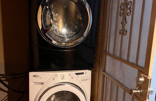 Downtown Phoenix House | Downtown Secluded Room 2