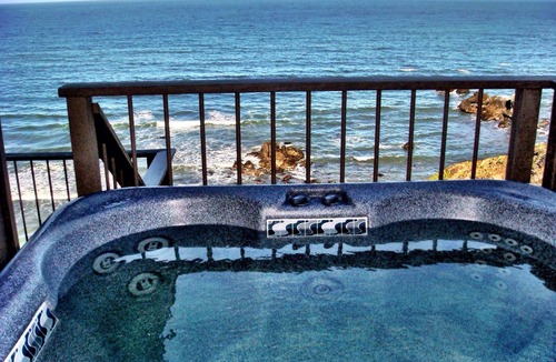 Dillon Beach House | EPIC VIEWS - Absolute Oceanfront on Bluff w/Crashing Surf
