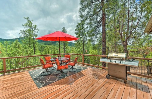 Groom Creek House | Fire Pit, Deck & Grill: Serene Prescott Cabin!