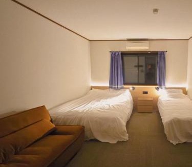 Iida Hotel | Glide Inn