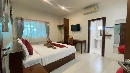 Rawai House | Good 9 at Home
