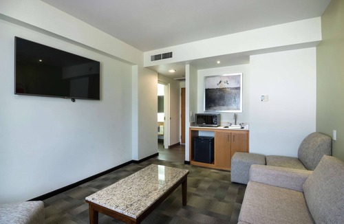 Silao Hotel | Hampton Inn by Hilton Silao-Aeropuerto Bajio