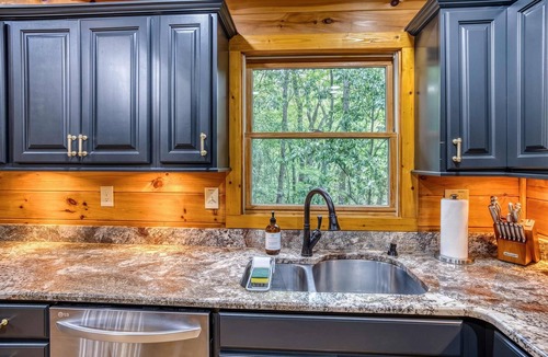 My Mountain House | Heated Pool Mtn Views Sleeps 20 Game Room