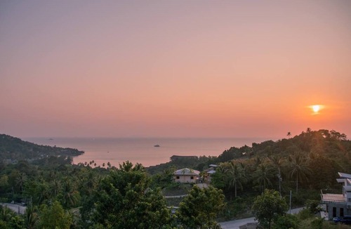 Ko Pha-ngan House | Hilltop both sides ocean view house with trendy interior.