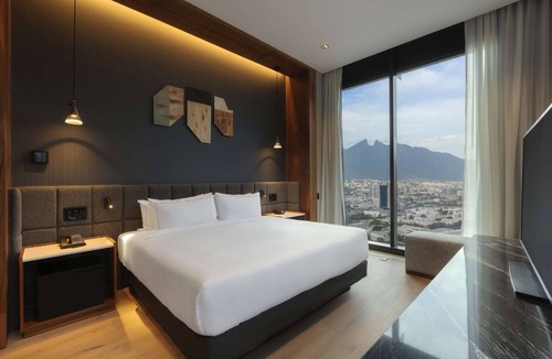 Monterrey Hotel | Hilton Monterrey Valle
