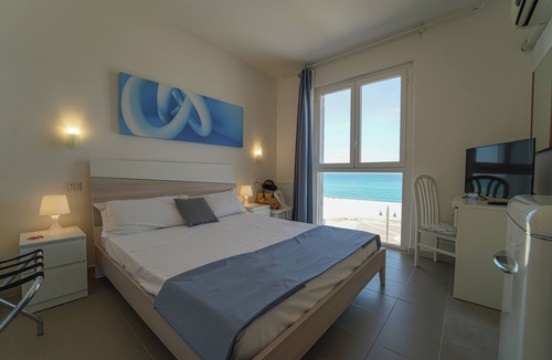 Marina di Davoli Hotel | Hotel Rivabella