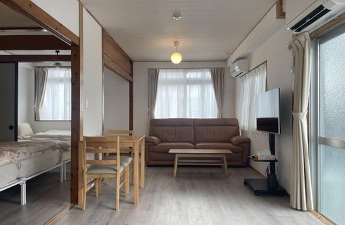 Okinawa Apartment | House 1956