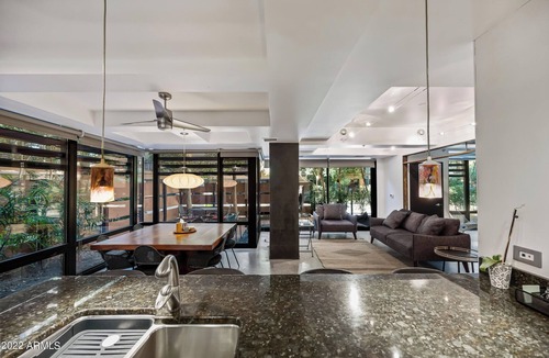 Fashion Square Condo | Impressive ground unit located in Old Town Scottsdale. 2 beds, 2 baths.