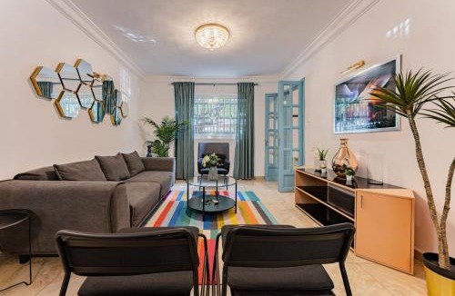 Reforma House | Large Group-Friendly Home with Stunning Rooftop